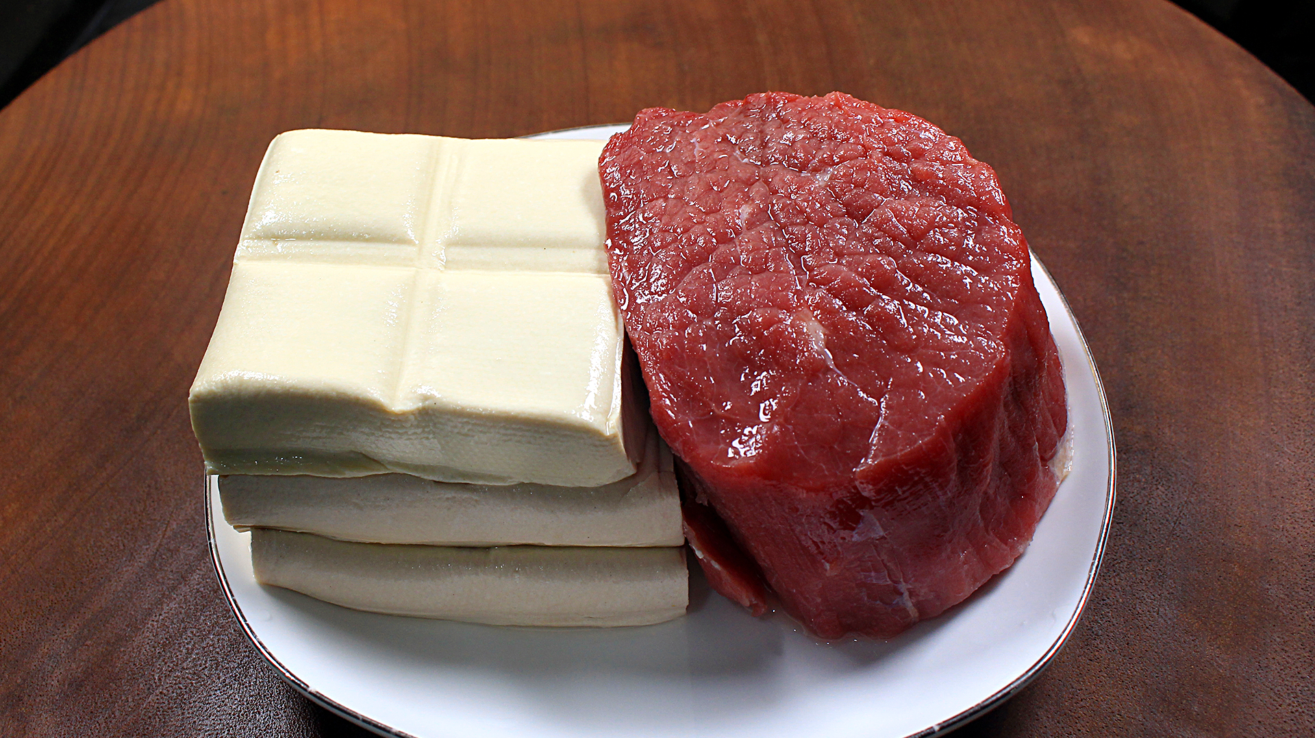 牛肉和豆腐这样做,汤鲜味美,清淡有营养,孩子隔三岔五要吃