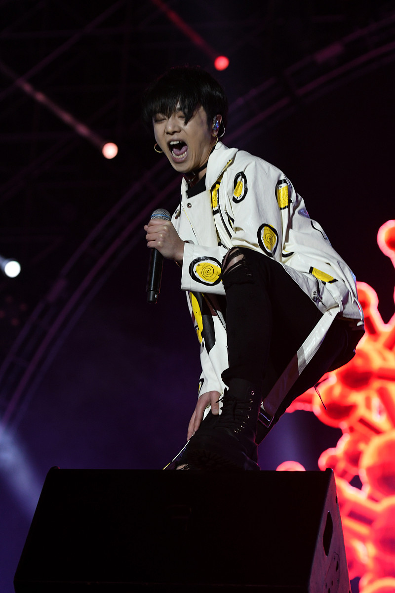 2017年4月22日,上海,b.i.g泛娱乐嘉年华.***_***华晨宇