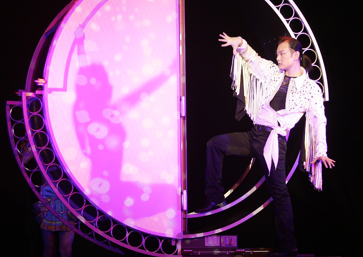 史诗级纯音乐：传奇之旅 - 充满力量和想象的音符