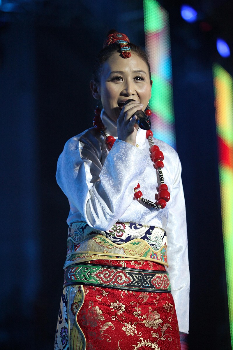 周五夜放克pico恐怖模组一款超级简单的趣味音乐节奏闯关类小游戏 手游介绍