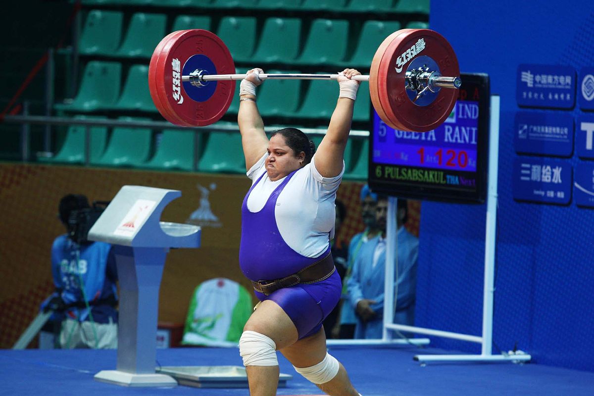 抓举200kg是什么水平