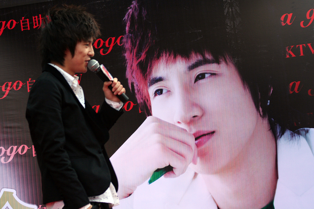 2007年 11月 24日 , 福清 , 薛之谦 为 个人 第二张 专辑 《 你 过 得