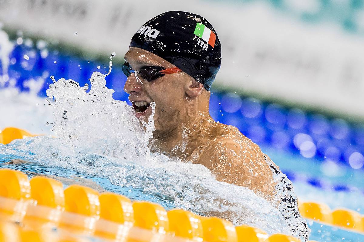 自己设计了一款新的加热加热颈托 请帮忙设计广告词