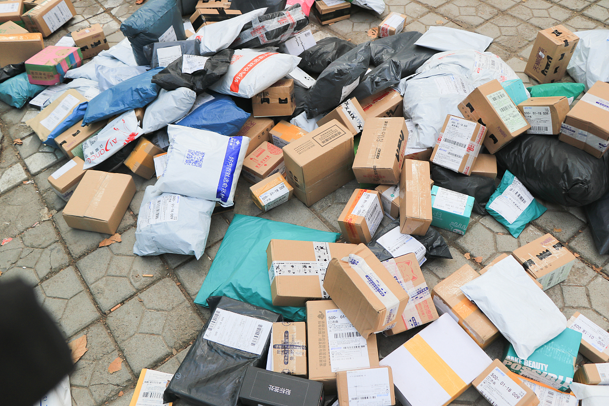 写快递包装回收问题研究类论文时会遇到哪些问题