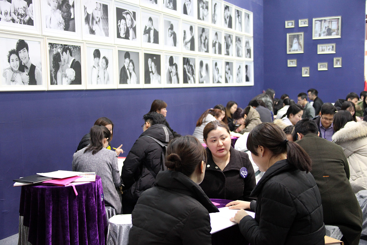 ***_***2018年3月10日,为期两天的第十九届西祠婚博会在南京博览中心