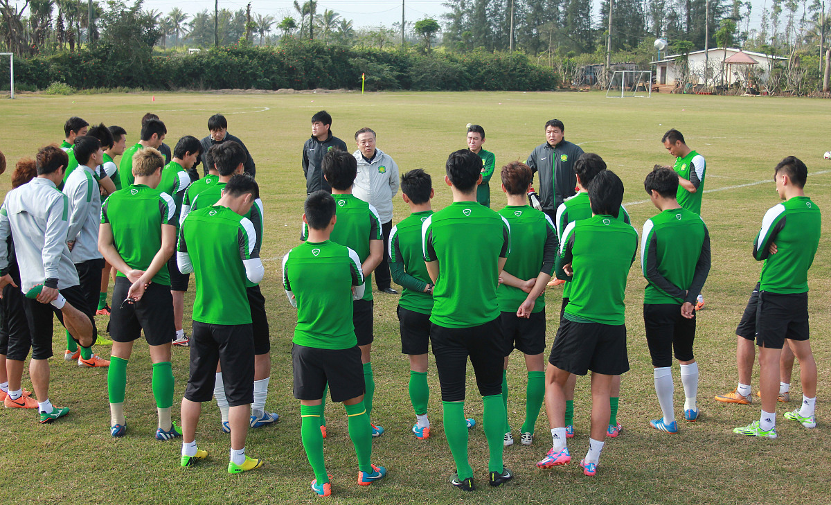 撰写一份部门团建方案人数为21人活动时间为白天目的是增进部门间人员了解与友情活动地点是市里