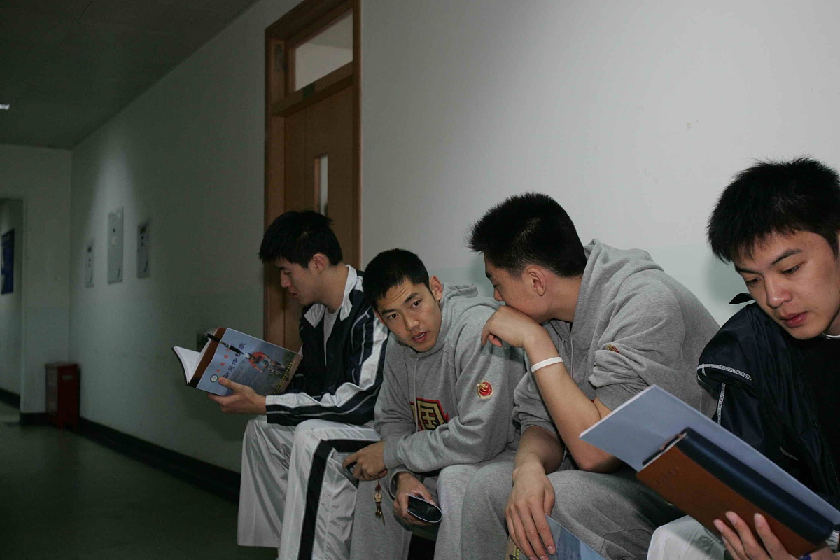 延川县高中学生手机使用问题及管理对策研究