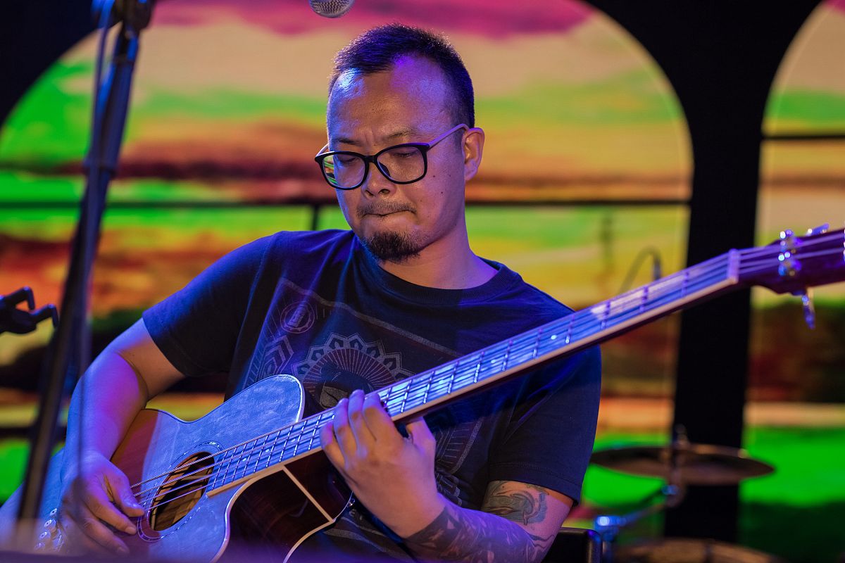 想听歌？说出你的风格，我为你推荐！