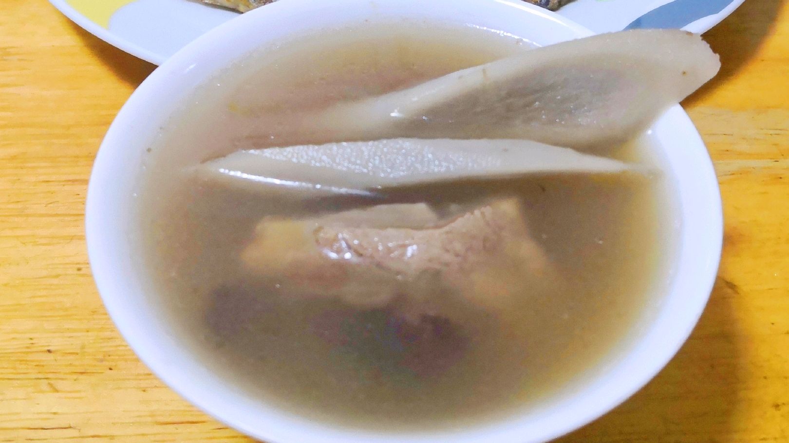 排毒养颜,健康牛蒡汤