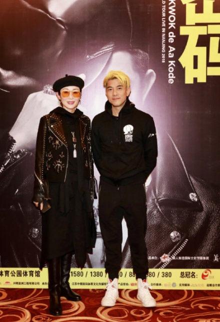 港星张敏在周星驰这部电影素扮丑出镜