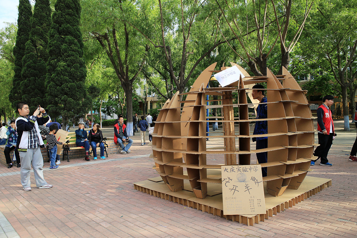 对学生表student和成绩表 score 按照学生表字段sno和成绩表字段sno内连接查询所有数据的sql语句？