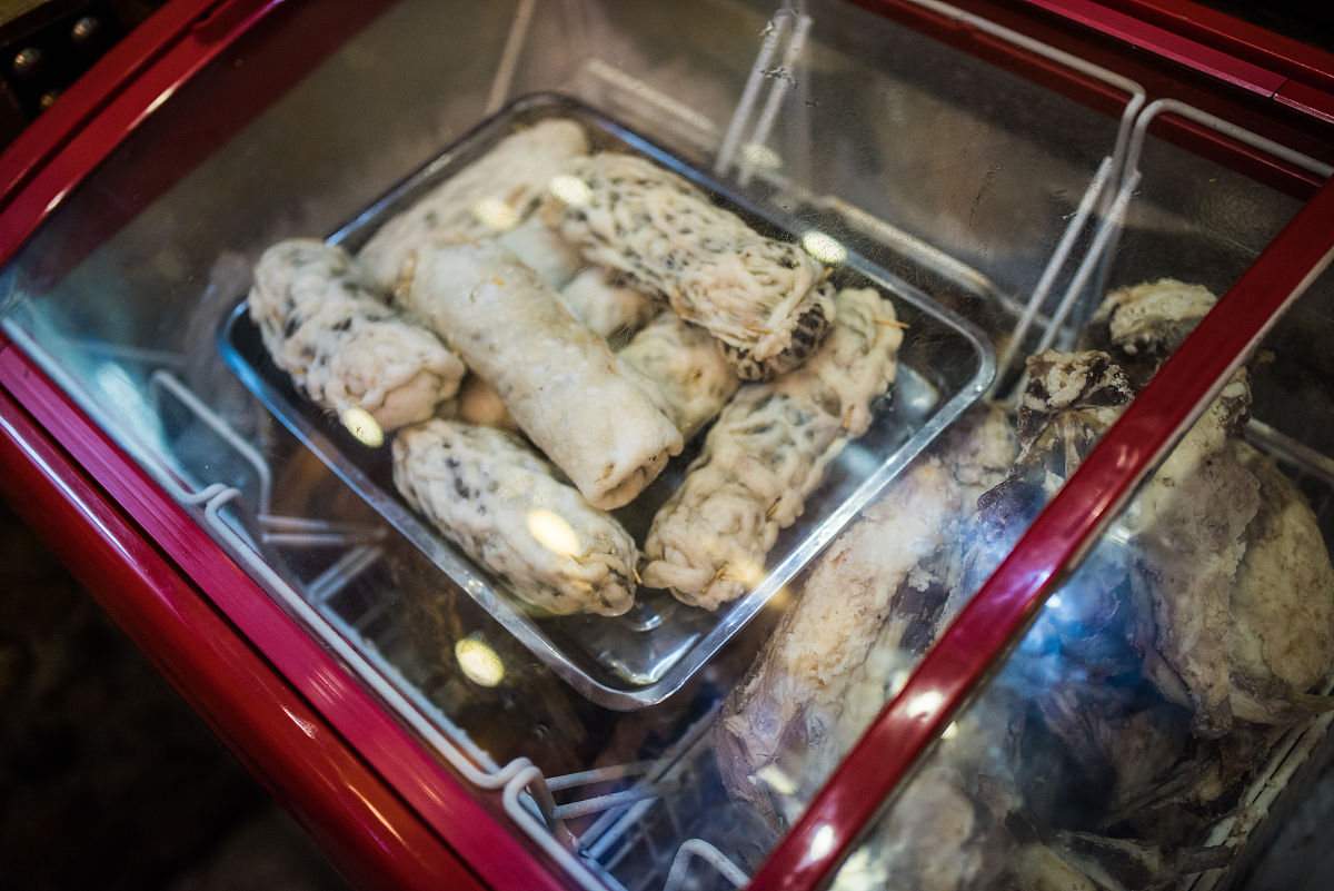 请告诉我蒙餐行业毛利率谢谢