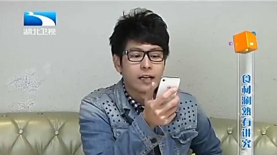 生活帮:吃火锅时涮菜时间特别有讲究,支持人现场为你讲解