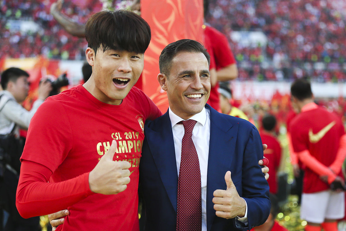 2019年12月1日,广东广州,2019中超第30轮,恒大淘宝3-0申花,赛后恒大众