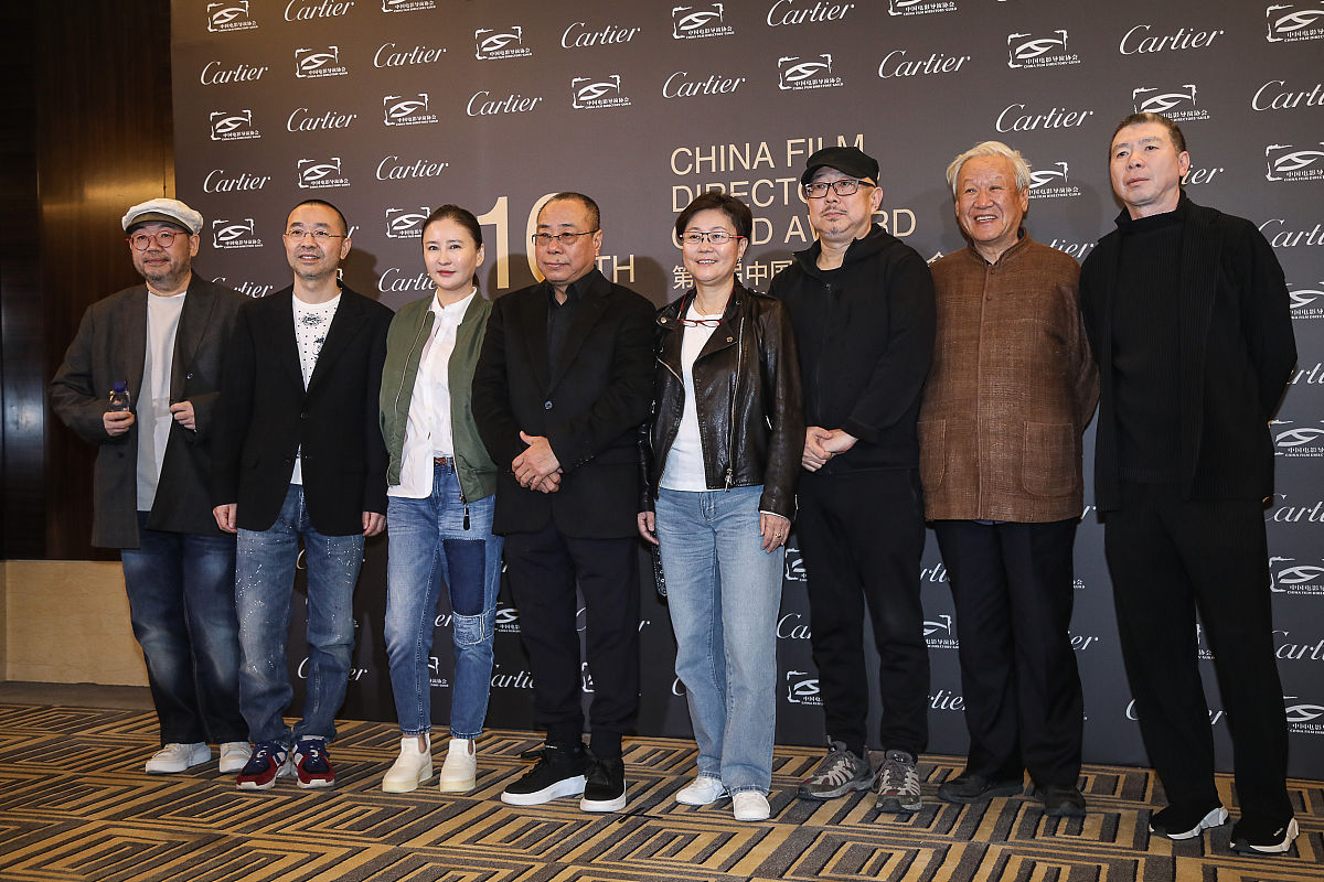 请介绍一下程耳导演