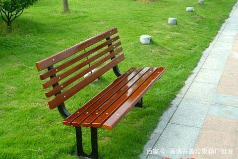 公园休闲椅比一米长还是短 baijiahao.baidu.com
