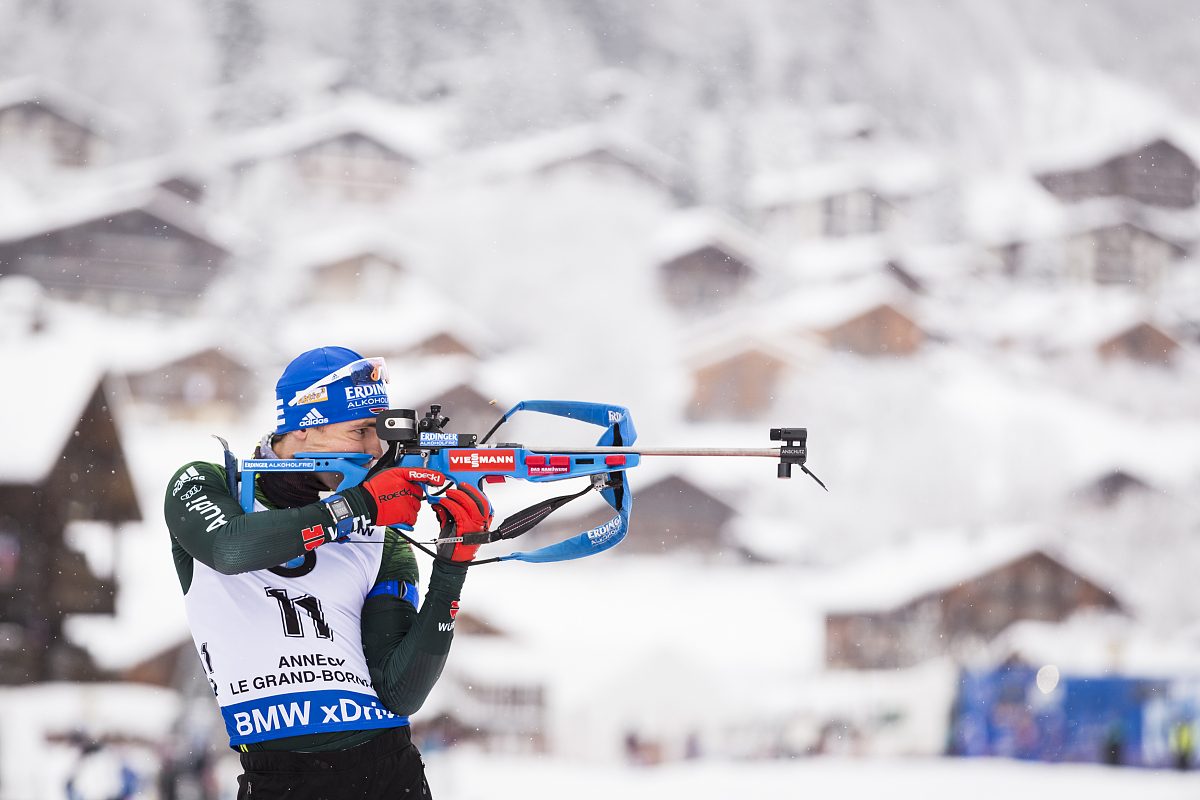 le grand bornand, france - december 15:  4th place simon schempp