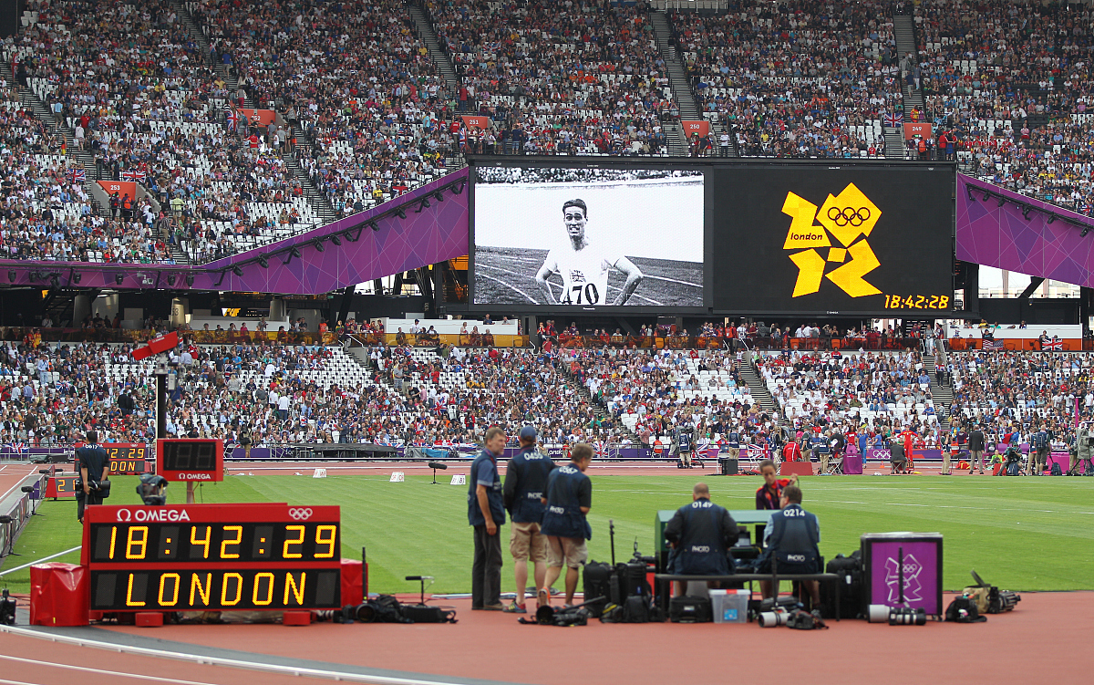 在零下10℃的室外环境5000m²的塑料大棚内放置一台制热量为380kw的空调大约需要多少时间可以把塑料棚内上升到30℃