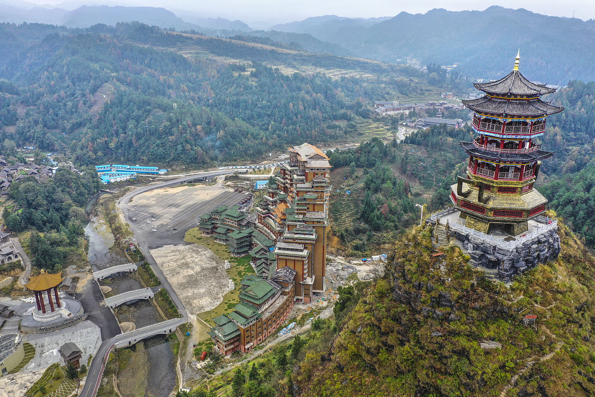 独山县400亿水司楼项目真相：耗资惊人引热议