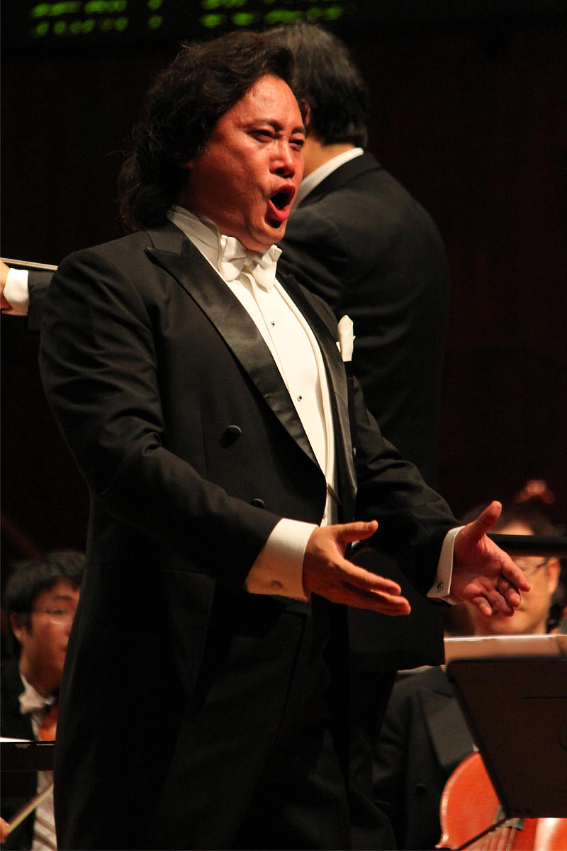 2013年10羽绒24日讯,广东广州,早前,星海音乐厅三男高音飙歌. 戴玉强,