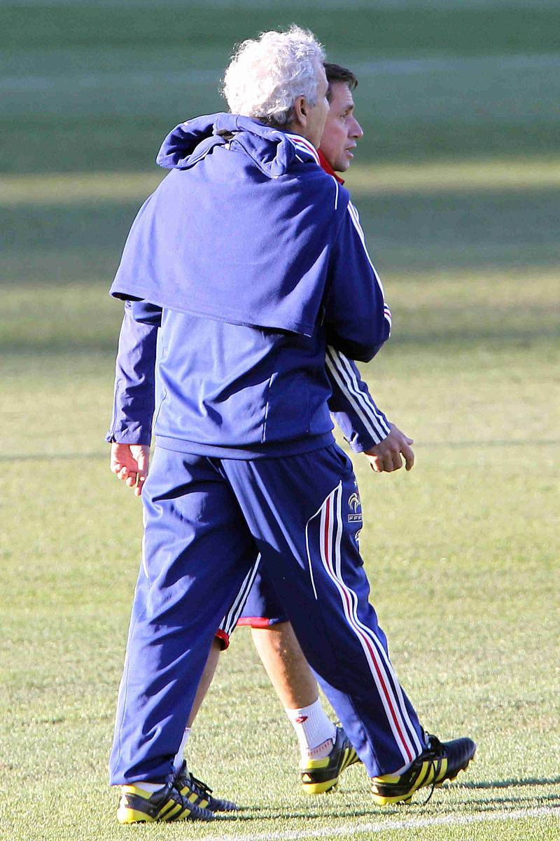 2010年6月20日,南非克尼斯纳,2010世界杯a组末轮前瞻,法国队内部混乱,