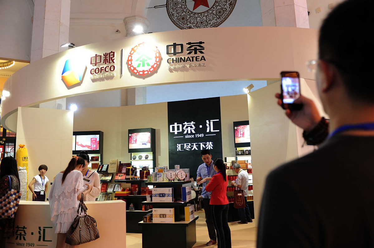 写《新式茶饮连锁企业核心竞争力提升路径与研究》56加强人才管理