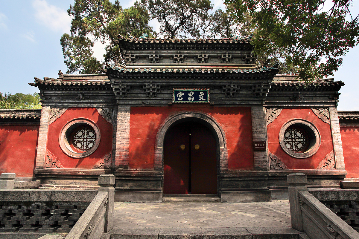 太原初中毕业生升学指南：中专学校推荐与专业选择