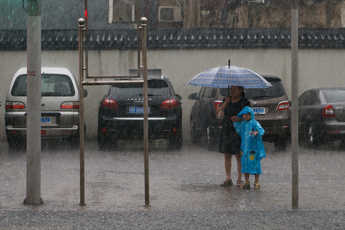 四川攀枝花机场降雨特征