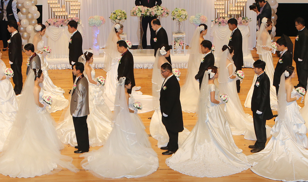 婚礼伴郎伴娘：1个够吗？