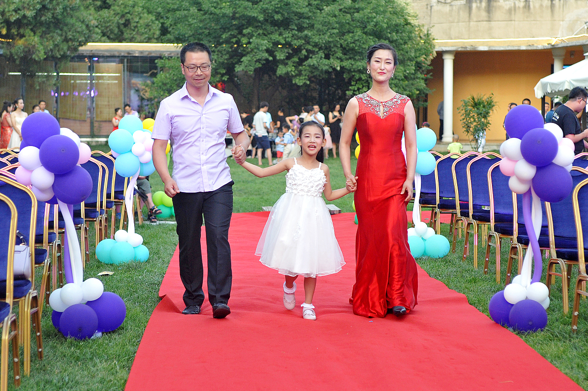 航天幼儿园毕业典礼家长发言稿：感恩与祝福