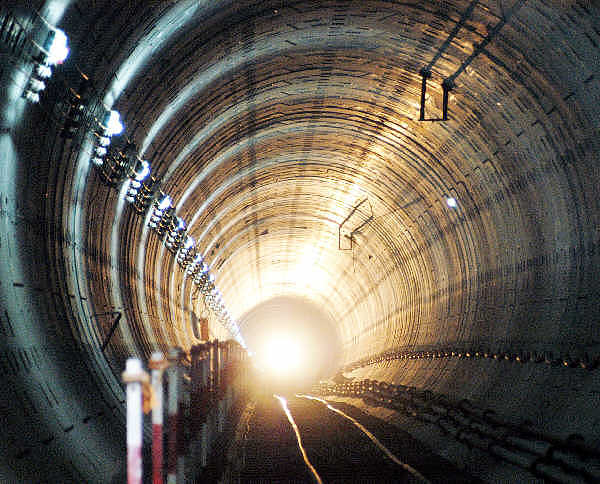 2019年毕业读地下工程与隧道工程技术专业怎么样？就业前景、学习内容及挑战分析