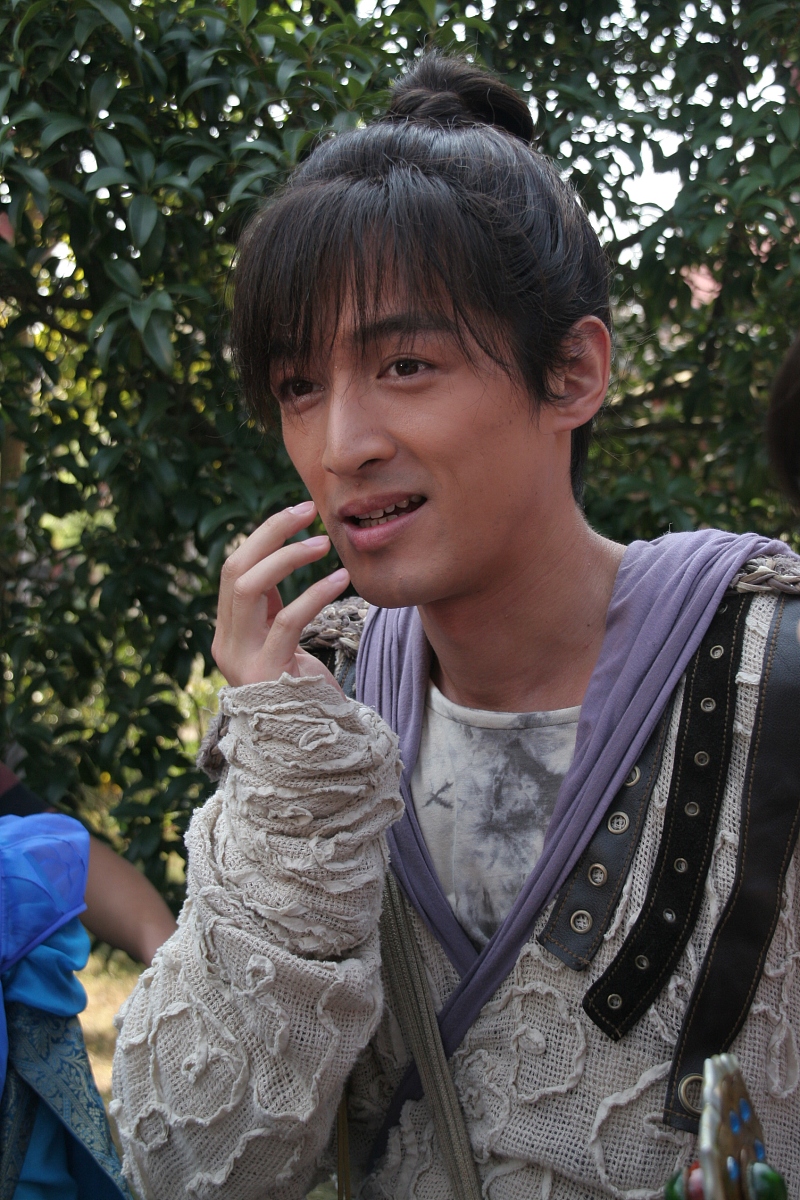 胡歌主演电视剧列表：仙剑奇侠传、琅琊榜、伪装者等