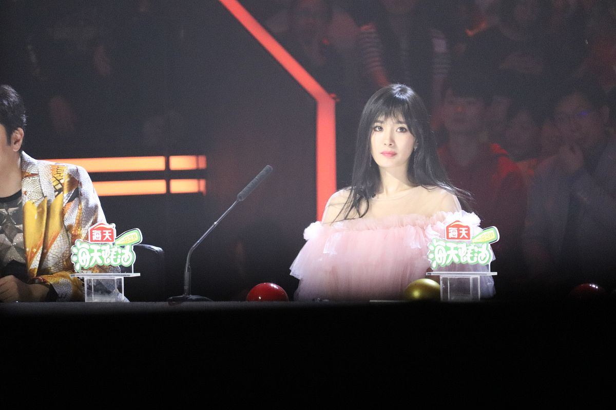 周淑怡 - 中国女演员和歌手