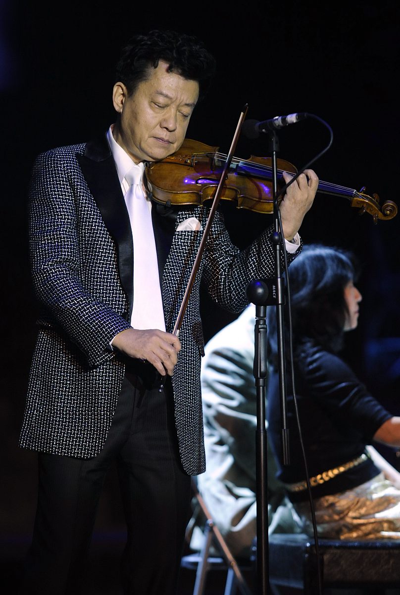 2008年9月26日,北京,国产音乐剧《蝶》举行原有版本的最后一场绝版演