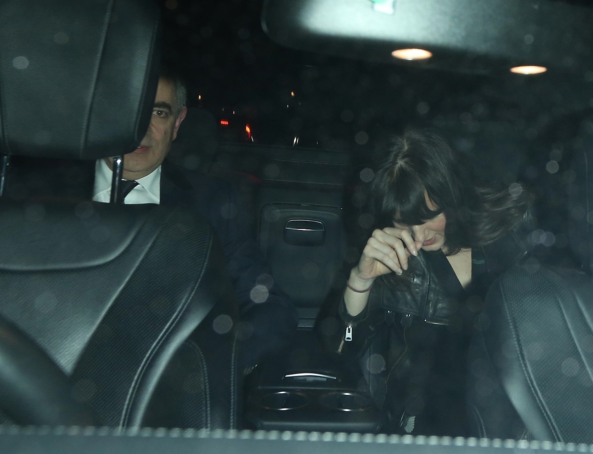 请写一篇关于韦伯政治思想的1000字文章