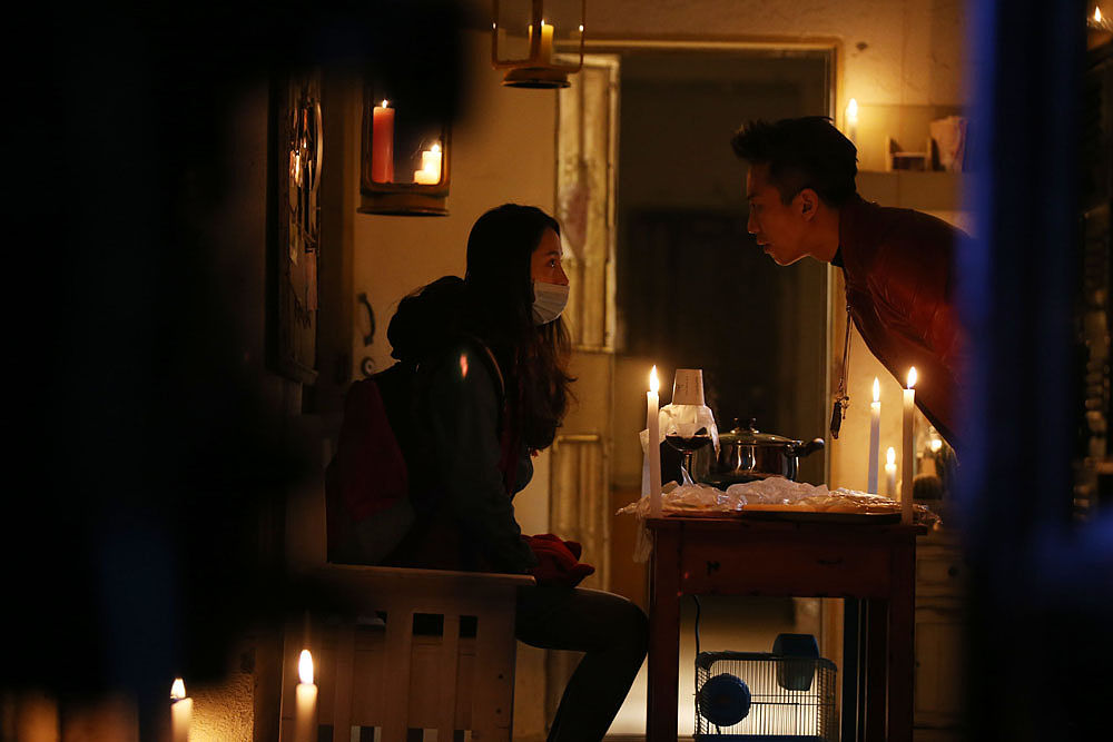 消失的她：从镜像视角解读陈思成电影的深层含义