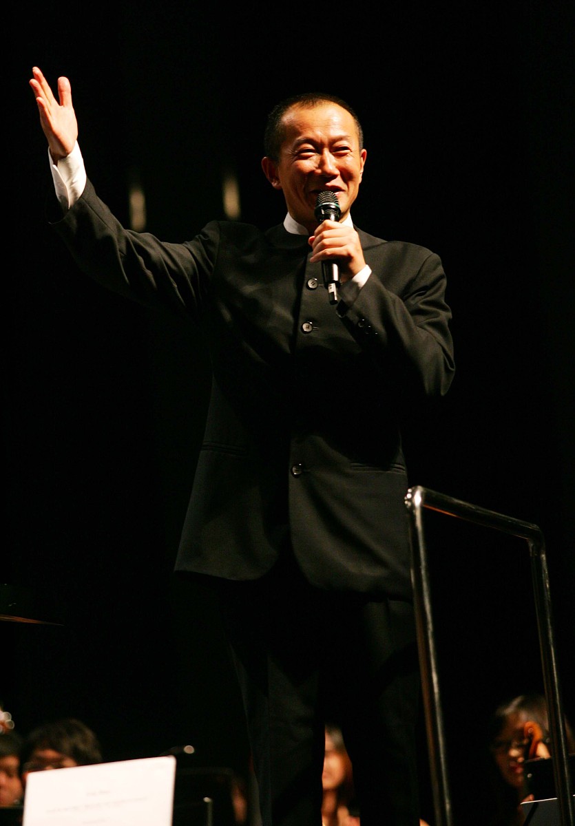 Tan Dun is a renowned Chinese composer and conductor Born on August 18 1957 in Changsha Hunan province he is known for his innovative and boundary-pushing music compositions Tan Duns works often blend