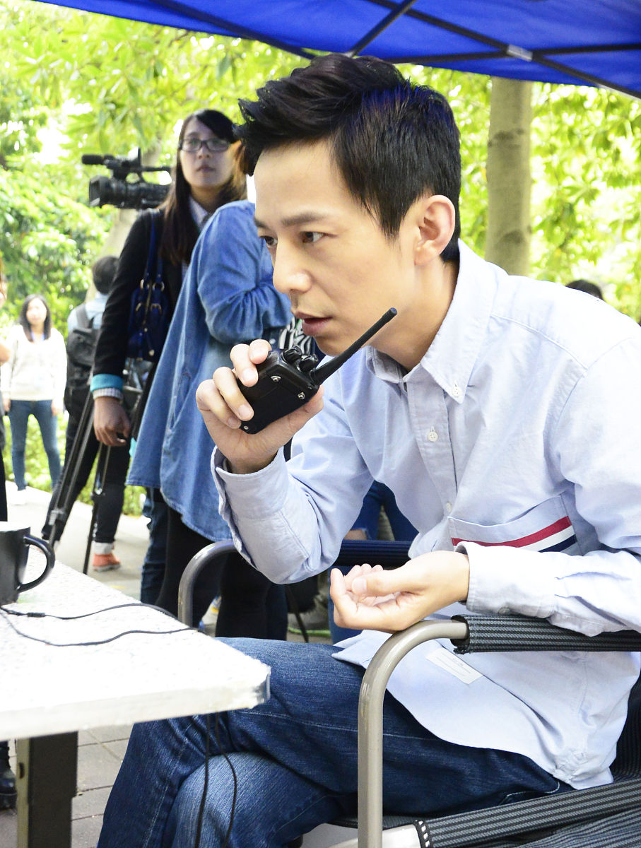 何炅注销何乐不为文化公司：个人发展转型还是对娱乐圈现状的反思？