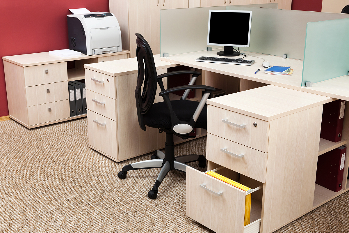 可调节书桌的间接竞品