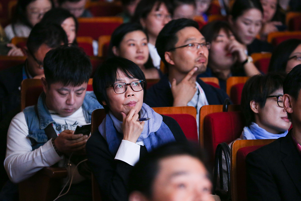 医院表彰大会组织架构解析：从主持人到志愿者，全方位解读活动流程
