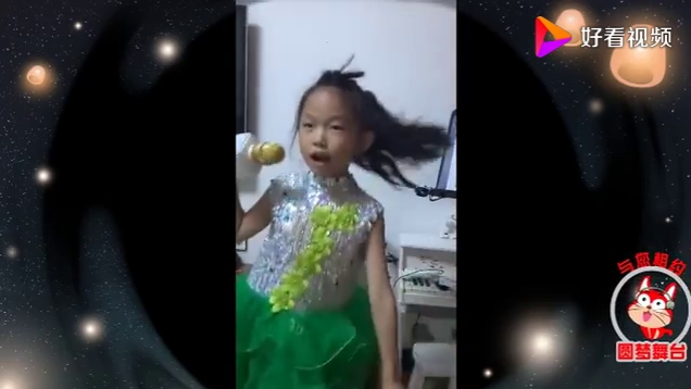 母鸭带小鸭月月自编动作演唱