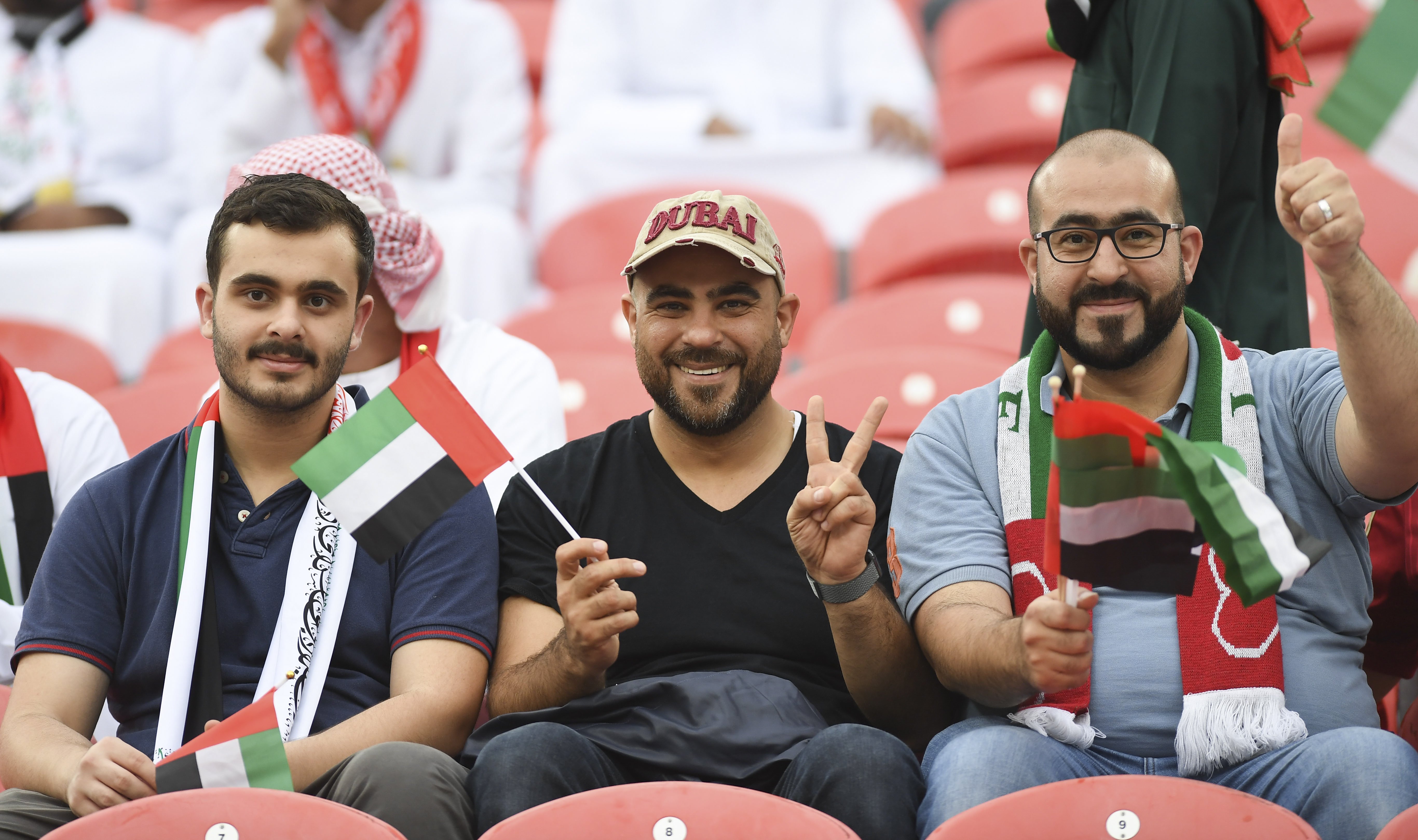 足球--半决赛:卡塔尔队对阵阿联酋队