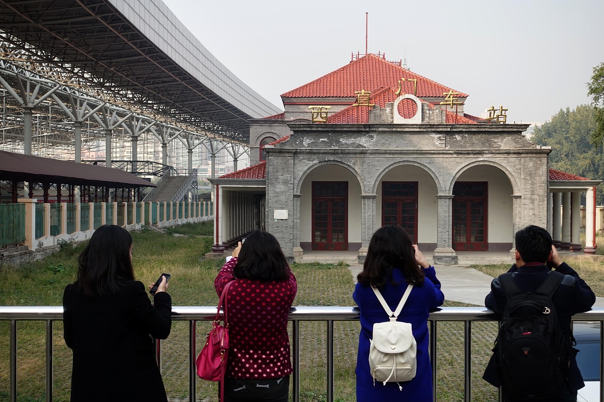 男生读贵阳高铁中专学校有什么优势？未来就业前景如何？