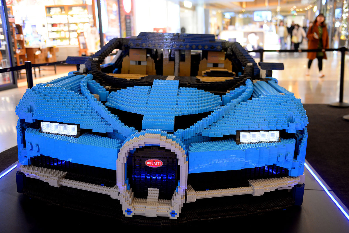 低端汽车积木vs高端汽车积木：材质、细节、功能全方位对比