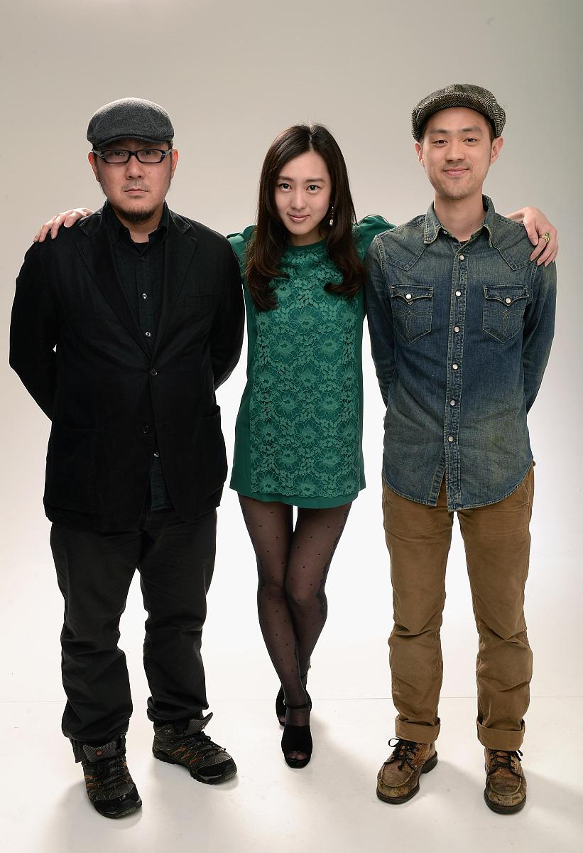 22日讯,纽约,当地时间4月21日,众星亮相2013翠贝卡电影节的肖像<strong>工作</strong>室
