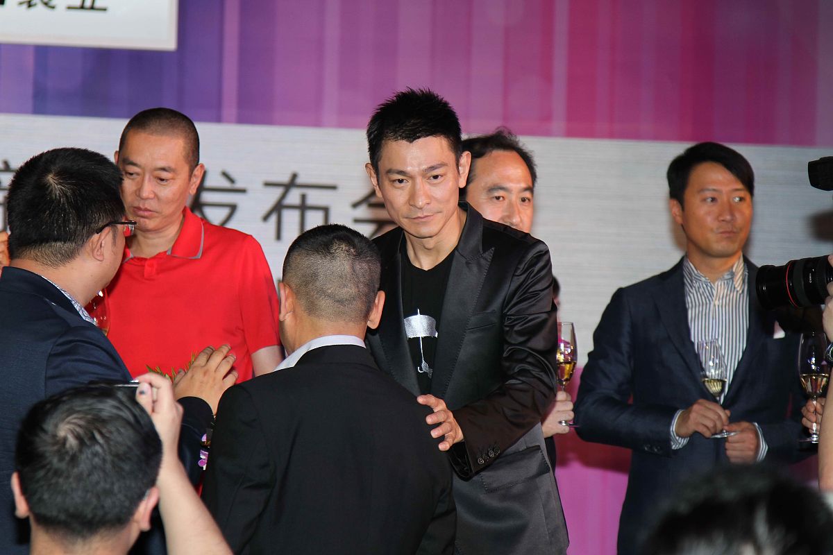 2011年7月28日,上海,香港娱乐业巨头林建岳博士旗下之丰德丽控股有限