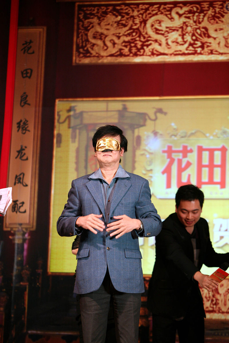 2010年2月6日,广州,电影《花田喜事2010》广东媒体见面会在广州举行.