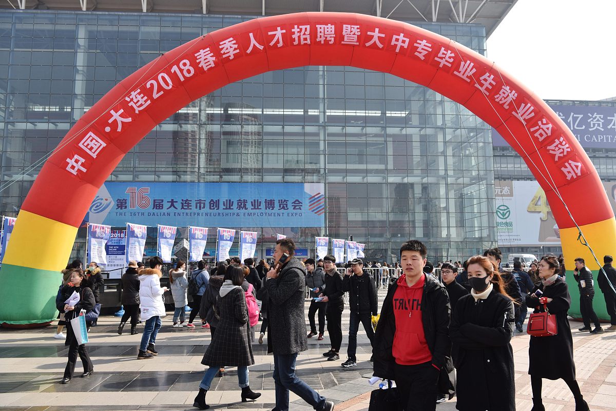 成都职业技术学院：引企入校破职教产销错位矛盾