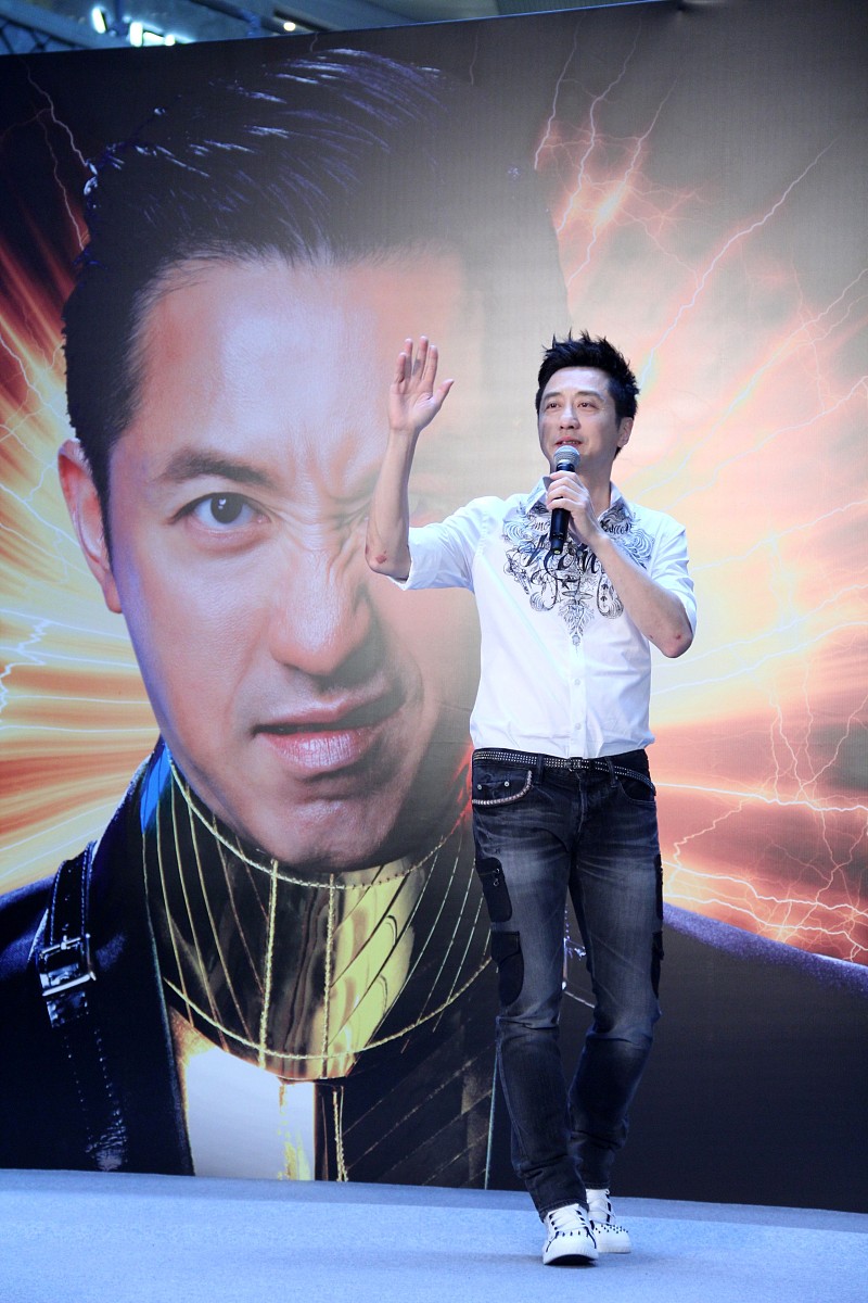 2013年06月22日,上海,庾澄庆2013"我要给你"世界巡回演唱会上海站举行