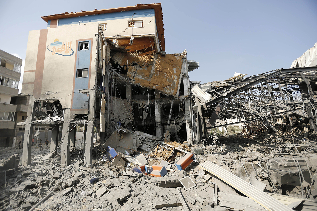 四川广播电视中等专业学校会计专业：学习财务管理、税务管理、审计等知识